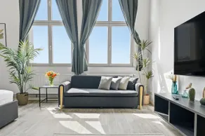 MINT - High Ceilings Factory Loft - Berlin Weissensee - Image 2