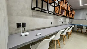 911Ar in the Living Room/Garage/Gym/Pool/LovePET - Image 5