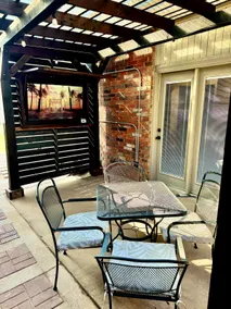 Patio Home Retreat Pet Friendly *Close to Airport* - Image 3