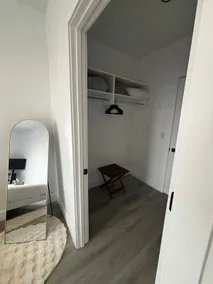Minimalist Apartment Near Newark AirPort - Image 4