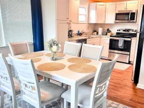 Spacious| 7 Beds |5 BR Home Near BWI & Baltimore - Image 4