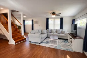 Spacious| 7 Beds |5 BR Home Near BWI & Baltimore - Image 3