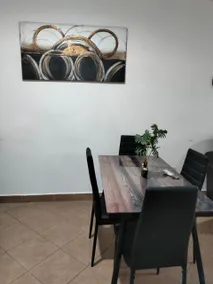 Excellent location CAS 3 blocks from the consulate 5min - Image 4