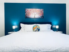 Blue Haven Apt - Great Location - Image 3