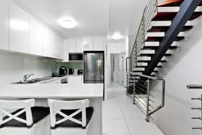Little Miss Beach House in Hervey Bay - Image 3