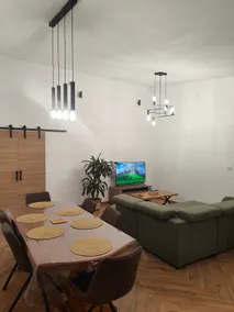 Detached house - Image 3