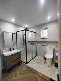 Detached house - Image 4