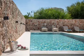 Luminus Arcus Villa - Pool & Chic - Holiways Collection - Image 4