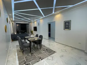 Luxurious Escape Opposite the Auc in Midtown - Image 3