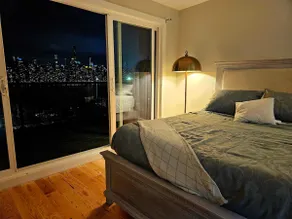 New duplex with spectacular view of New York - Image 2