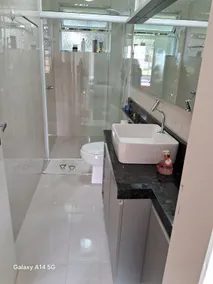 Well-located and quiet apartment in the center - Image 5