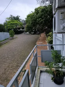 Well-located and quiet apartment in the center - Image 4