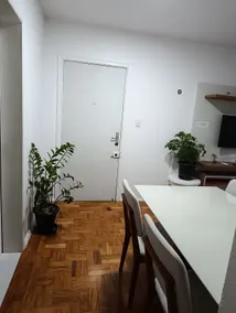 Well-located and quiet apartment in the center - Image 5