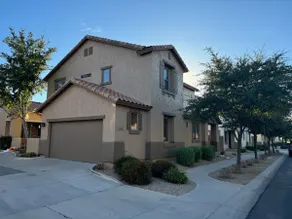 Gilbert Home-Pets Welcome-4 bed 3 bath - Image 2