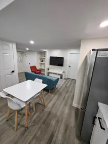 Beautiful, serene and modern! - Image 3