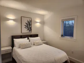 Hotel Suite in the Woods - Image 4