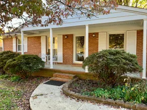 Cozy 3BR Retreat | Trails, Trees & Family‑Friendly - Image 2