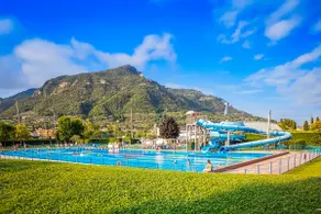 500 m dal lago! Il nido di Salò con Piscina - Image 2