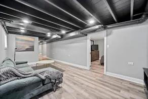 Spacious 5BR Near UChicago Medicine Long Stays - Image 5