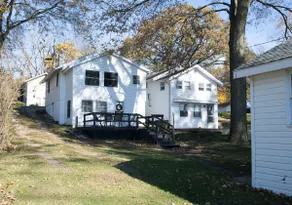 O-Be NehTah Cottage Lakefront near Pokagon! - Image 3