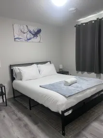 Cozy Modern 1 Bedroom suite in elerslie . - Image 5