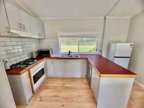 Guest House on a farm, Spring Hill - Image 5