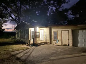 3 Bdrm Farm House in Poteau OK. Charming & Quiet - Image 2