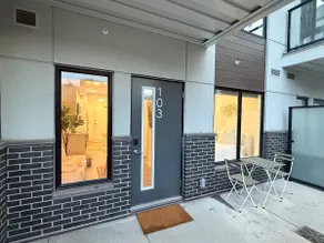 Trendy Bridgeland Gem | FREE Underground Parking - Image 5
