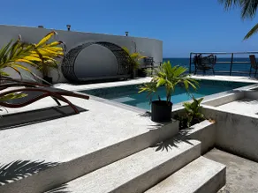 Villa Sea Song: Private Beach, Pool and 5BR - Image 2