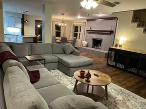 Pet Friendly* Lake House with King Master Suite - Image 4