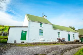 Loch Cruite Cottage - Image 2