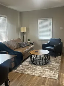 Cozy Clean -Washer/Dryer-Pet Friendly-Sleeps 3 - Image 3