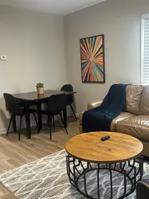 Cozy Clean -Washer/Dryer-Pet Friendly-Sleeps 3 - Image 2