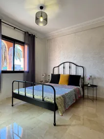 Sylia | Quiet Residence | Secure - Image 2
