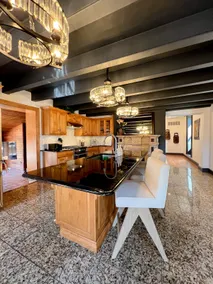Clean & Charming farmhouse - minutes to New Hope - Image 5