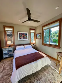 Sanctuary Pool House Spa, Huge Deck, Amazing Views - Image 4