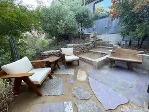 Peaceful retreat near beach, trails, and city life - Image 3