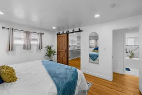 Modern Comfort Near Downtown & Major Highways - Image 4