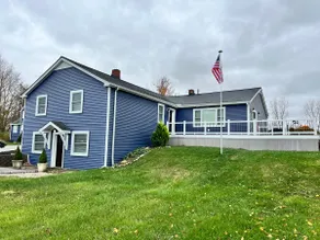 The Club House - Getaway! - Image 2
