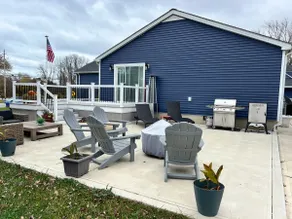 The Club House - Getaway! - Image 5