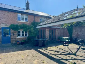 Lovely cottage with sunny garden sleeps 6 - Image 4