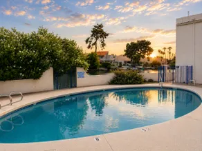 Lakefront Condo • Pool • Near ASU & Airport - Image 4