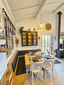Lavender Hill Home – Exclusive Property with Incredible View - Image 5