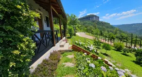 Lavender Hill Home – Exclusive Property with Incredible View - Image 3
