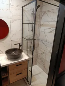 Studio Eden Jacuzzi - Image 2