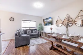 Banff 1 Hr Away! 3-Floor Family Home Near Downtown - Image 3