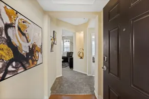 Lovely & Spacious 2BR/2BA! 5mins to Disney!Outlets - Image 5