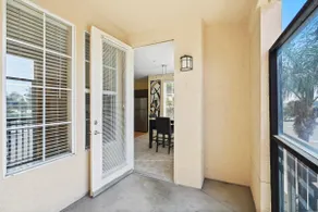 Lovely & Spacious 2BR/2BA! 5mins to Disney!Outlets - Image 3