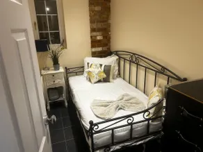 Flat 3 Meadow View Cozy Getaway - Image 3