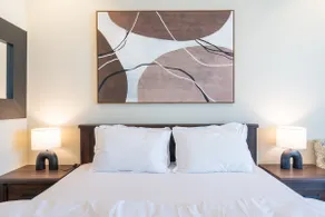 Luxurious place to stay in Dubai Marina - Image 4